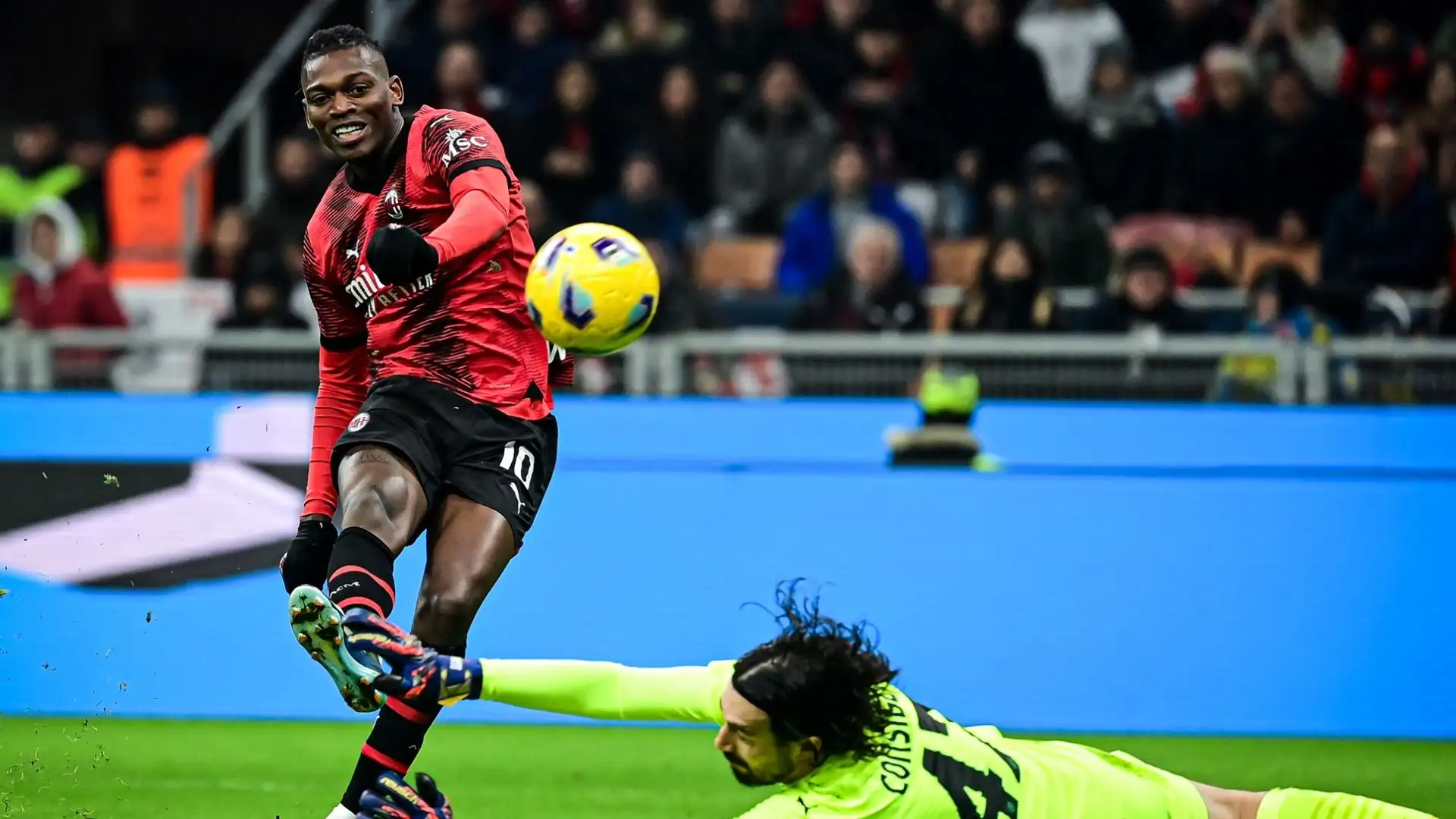 Secondo la stampa spagnola, il tecnico del Manchester City Pep Guardiola avrebbe messo gli occhi su Rafael Leao
