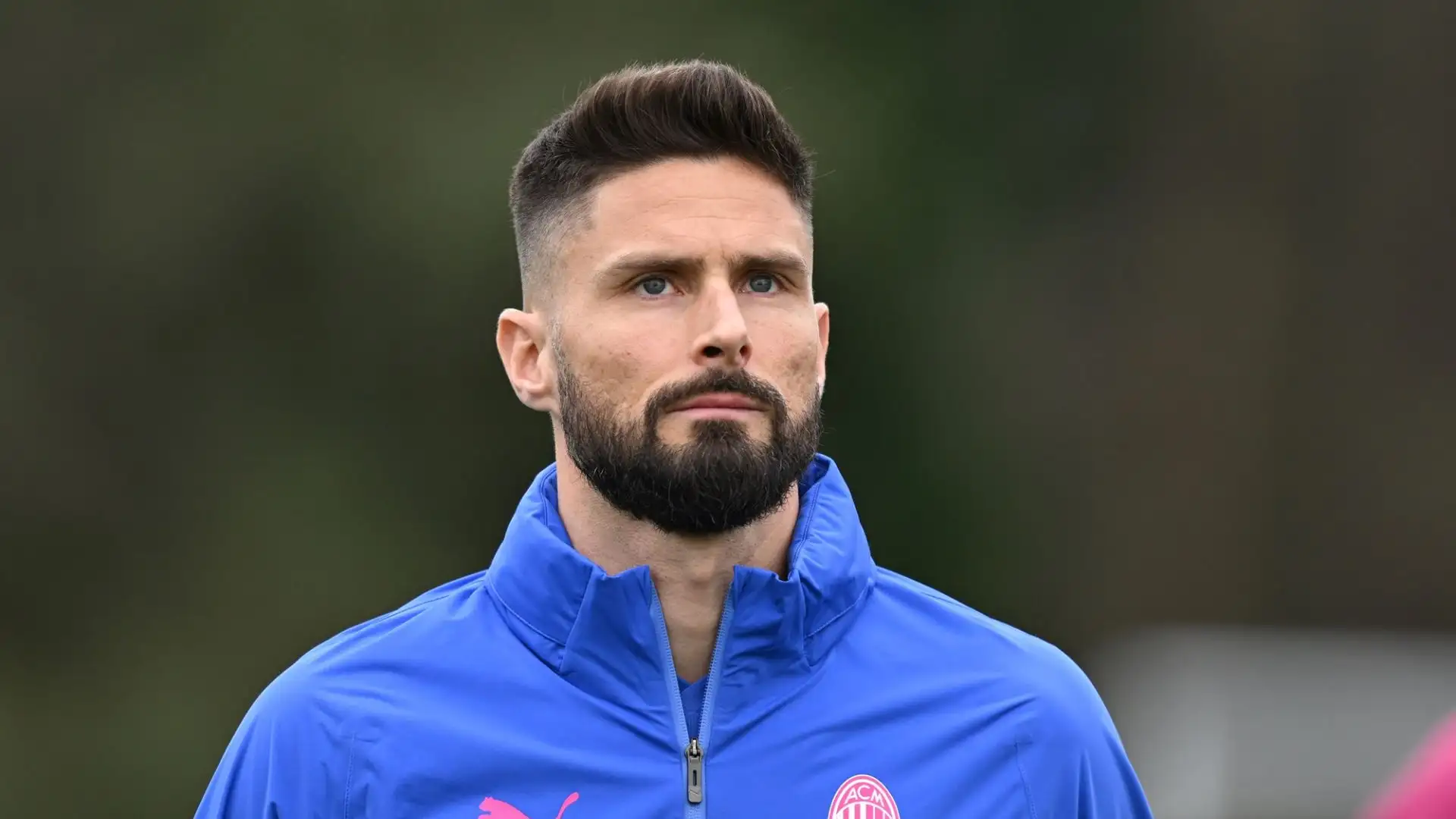 Indipendentemente dalla permanenza di Giroud, i rossoneri stanno cercando un attaccante prolifico: non bastano Luka Jovic e Noah Okafor