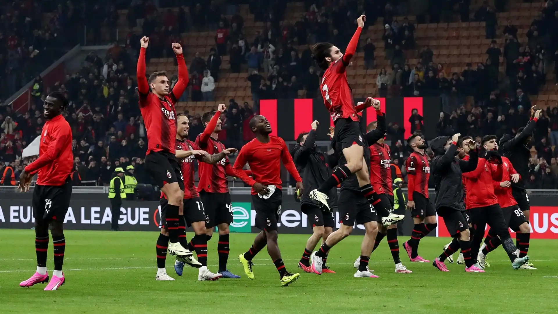 Il Milan costruisce il futuro partendo dal presente: quattro rinnovi sono in arrivo