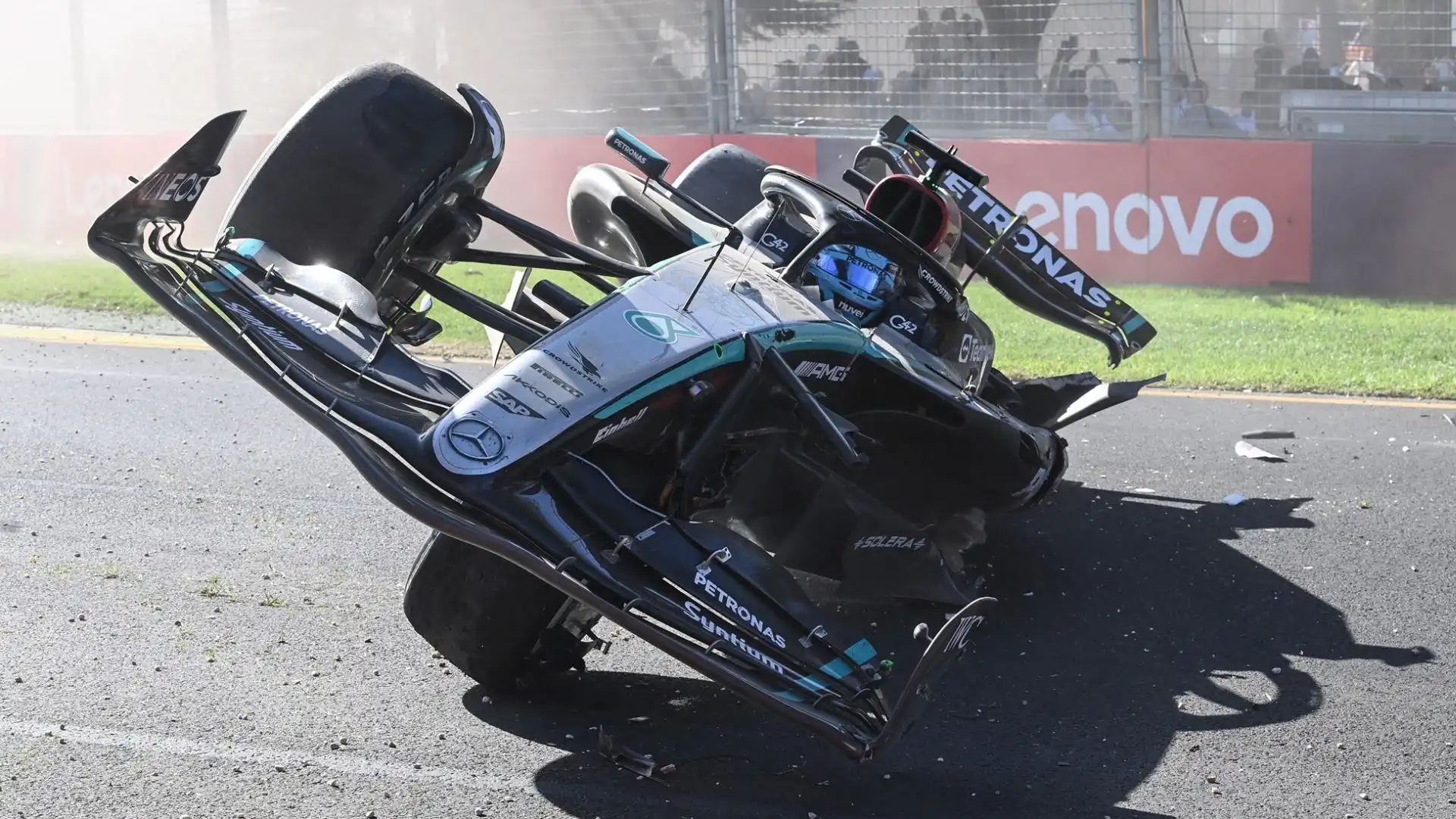 Grande paura per George Russell durante il Gp d'Australia