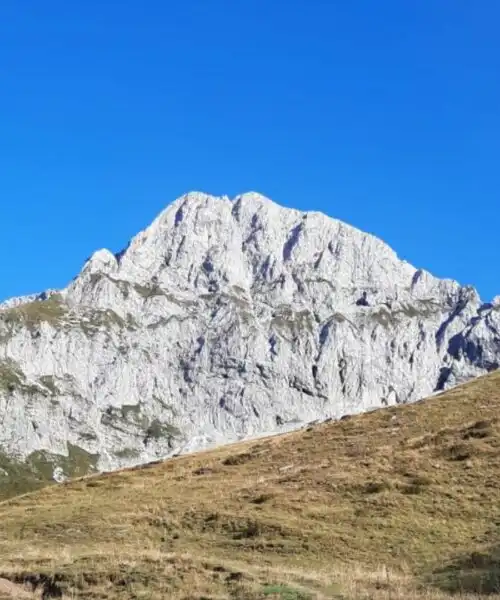 Sicurezza in montagna: 10 consigli per evitare pericoli durante il trekking. Foto