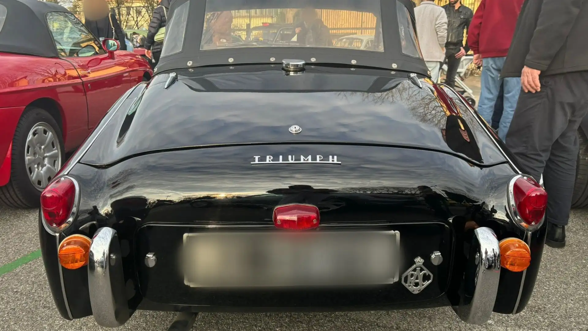 Nel 1930 venne creata la divisione autonoma Triumph Motor Company