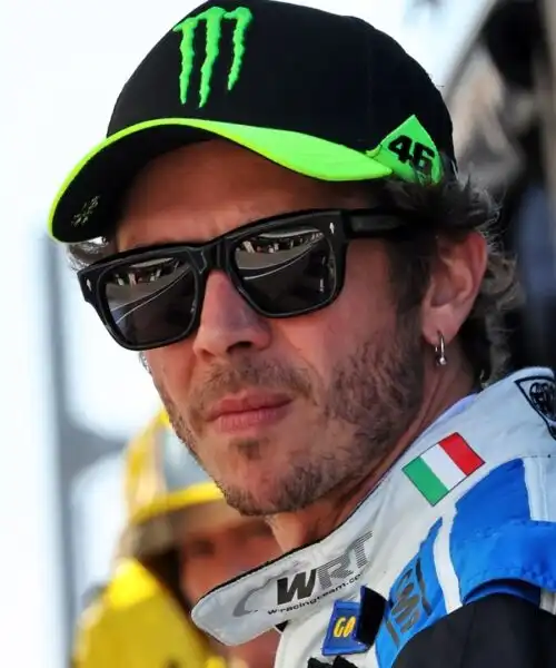 Valentino Rossi sbeffeggia i critici di Pecco Bagnaia