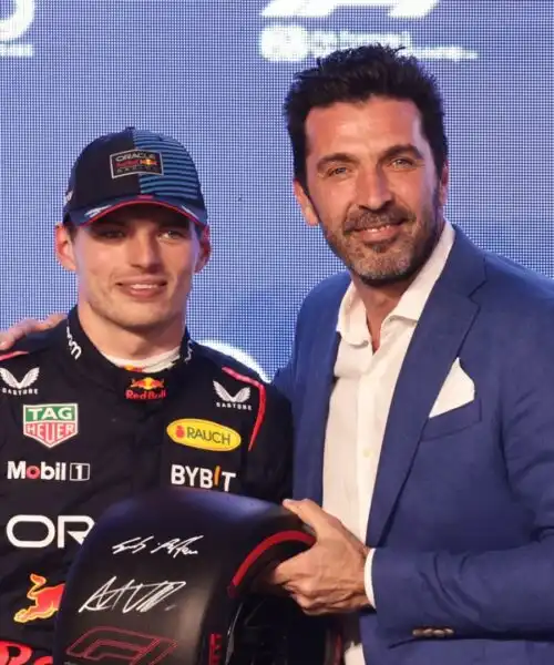 F1, Max Verstappen premiato da Gigi Buffon: “Una gran giornata”