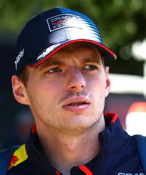 Nuove voci sulla Mercedes: Max Verstappen risponde a Toto Wolff. Foto