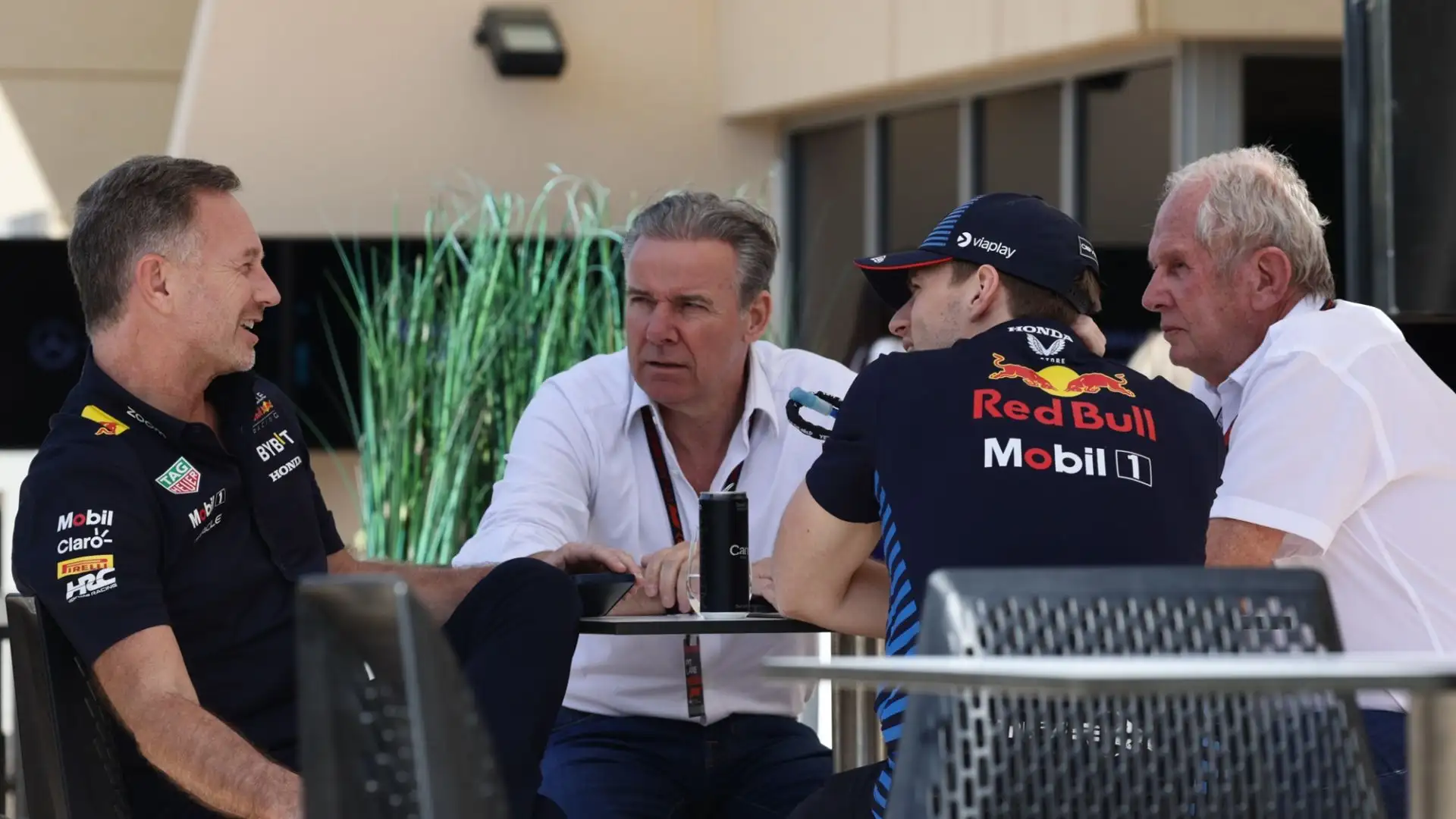 Marko ha deciso di non commentare le indiscrezioni sulla clausola di uscita nel contratto di Verstappen