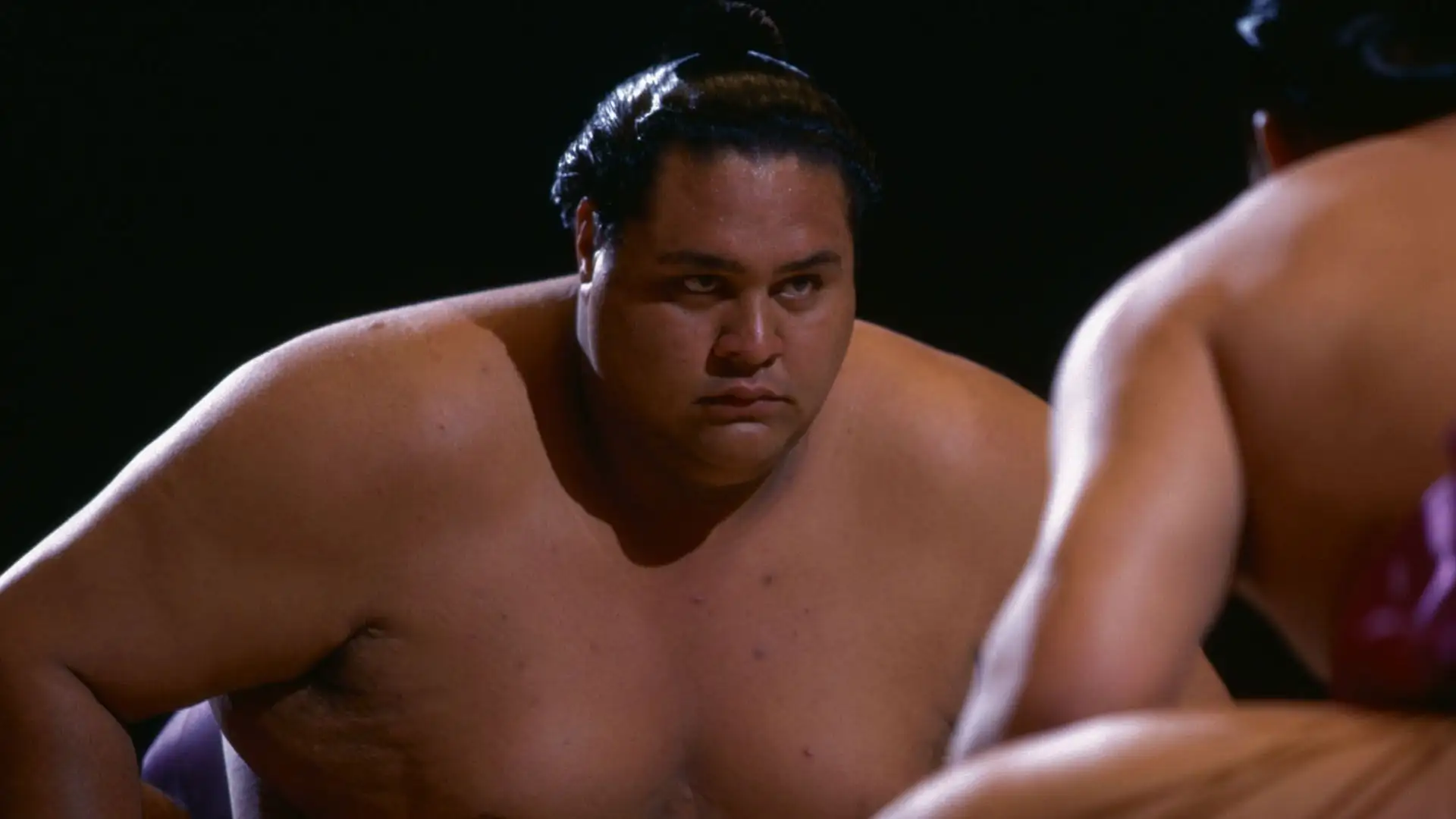 Akebono, morto a 54 anni, è stato il primo lottatore nato all'estero a raggiungere il grado di yokozuna in Giappone