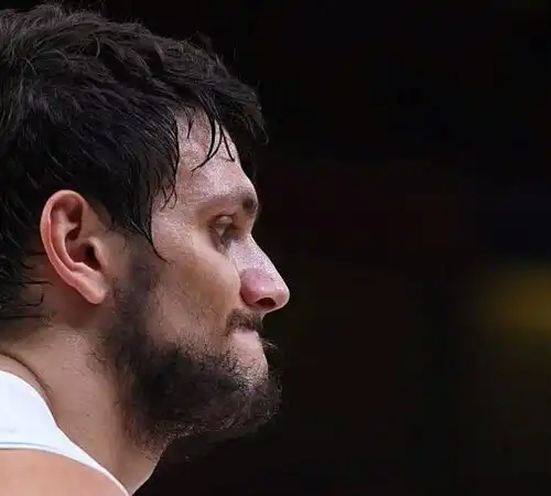 Alessandro Gentile sfida l’Olimpia MIlano