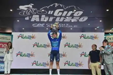 Alexey Lutsenko vince il Giro d’Abruzzo