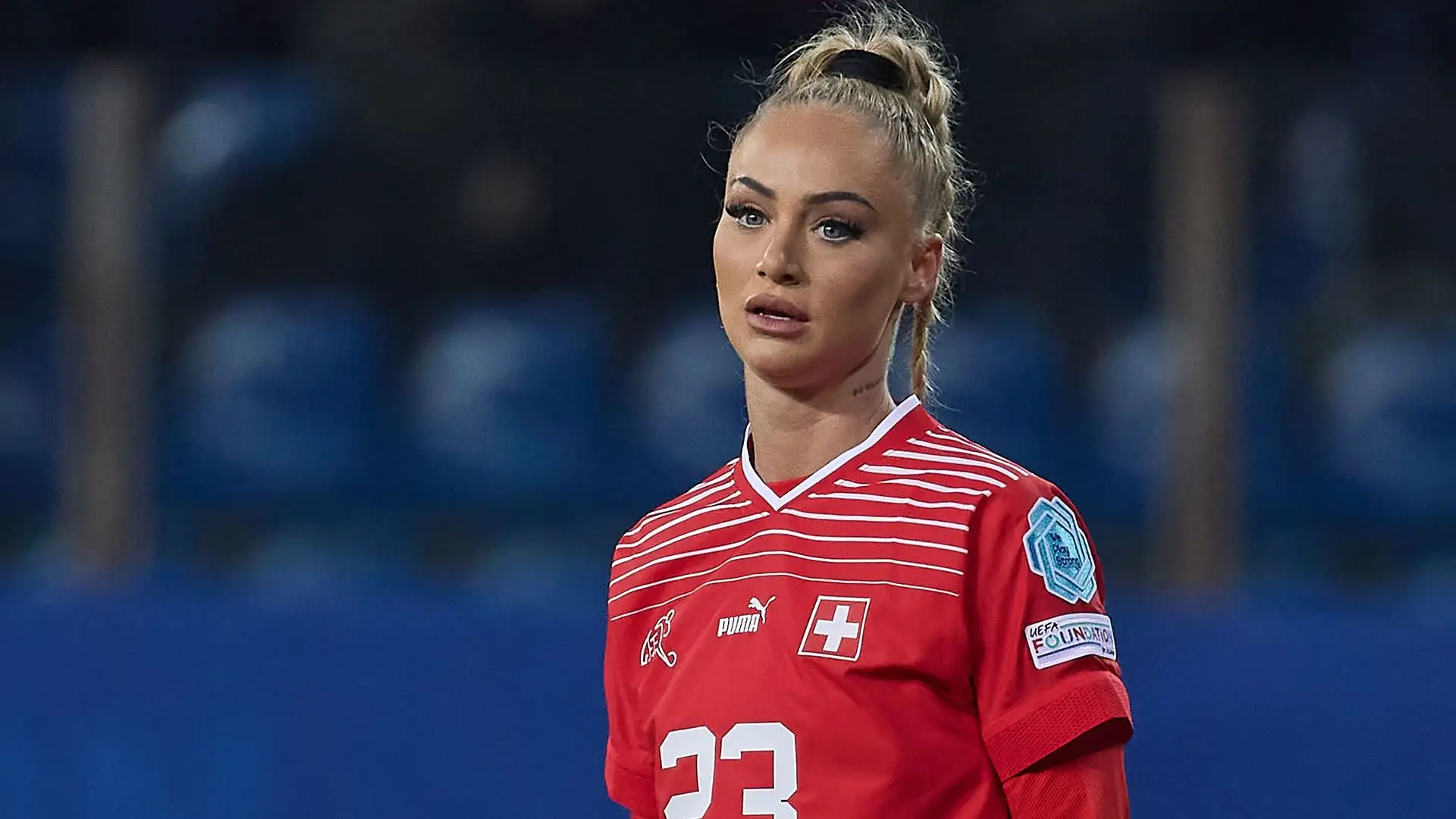 Finora con il suo club ha disputato 58 partite e segnato 9 gol
