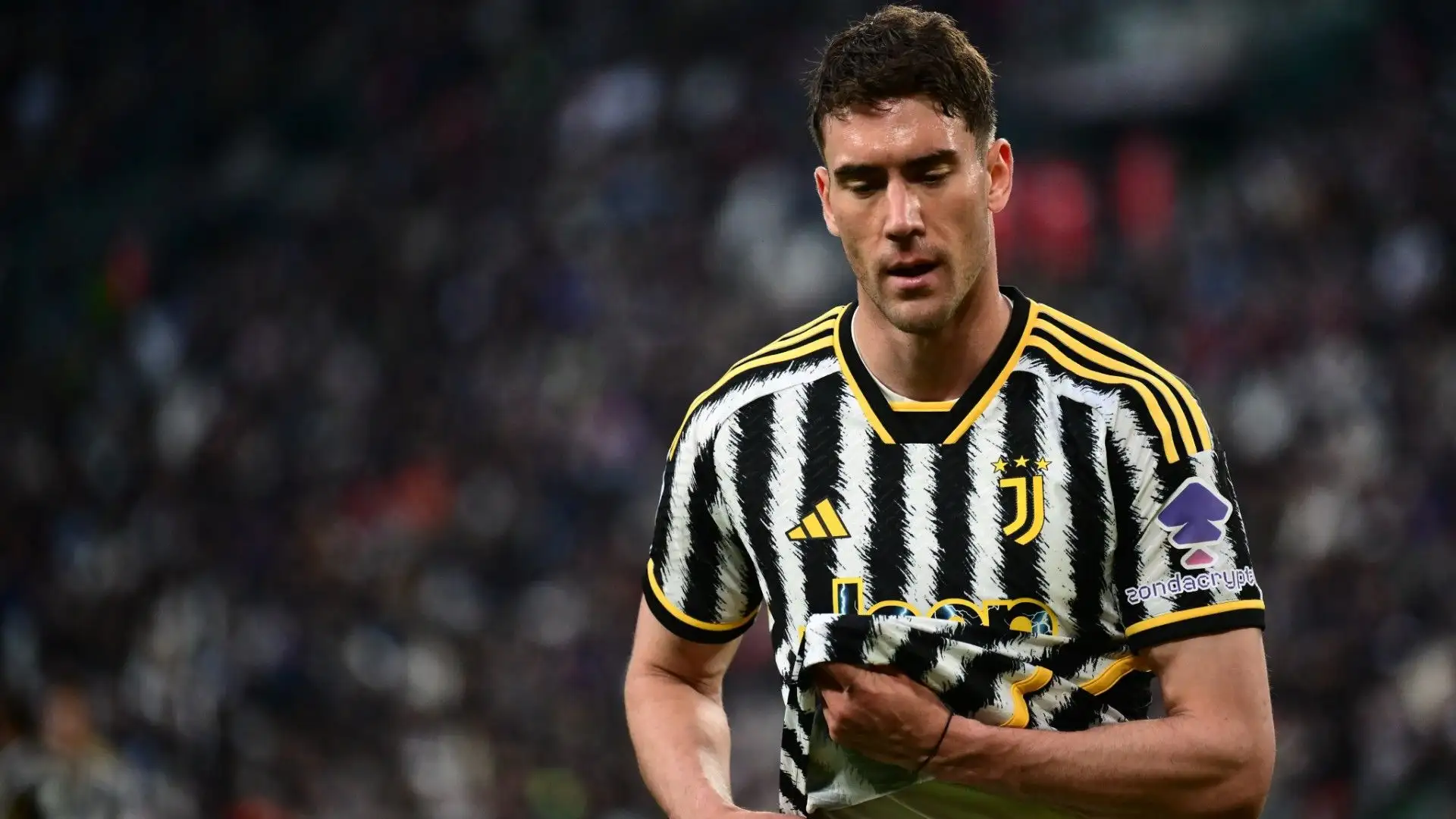 Il serbo non ha gradito affatto la decisione di Massimiliano Allegri e non ha nascosto il suo malcontento
