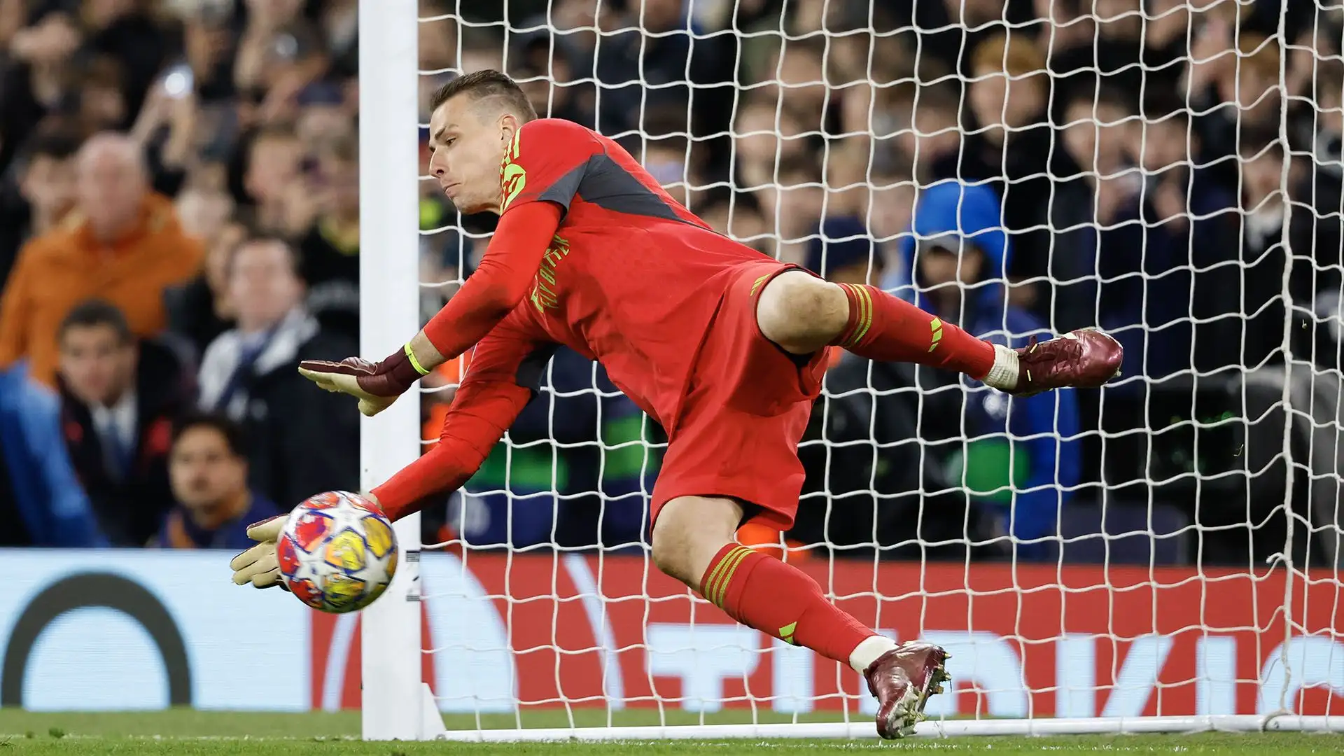 Lunin ha neutralizzato Bernardo Silva e Kovacic eliminando la squadra di Pep Guardiola
