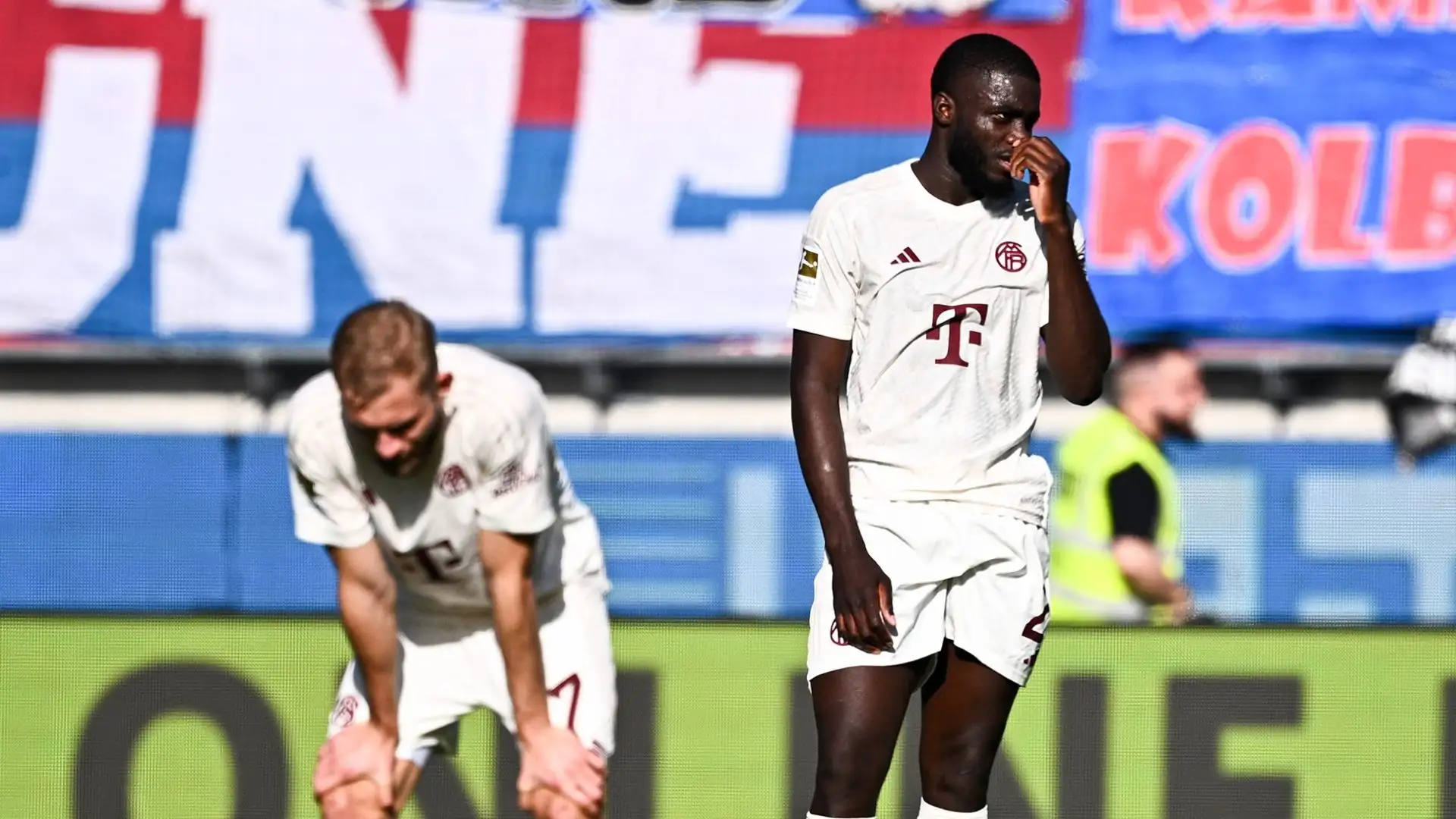Giocatori scossi al termine della partita