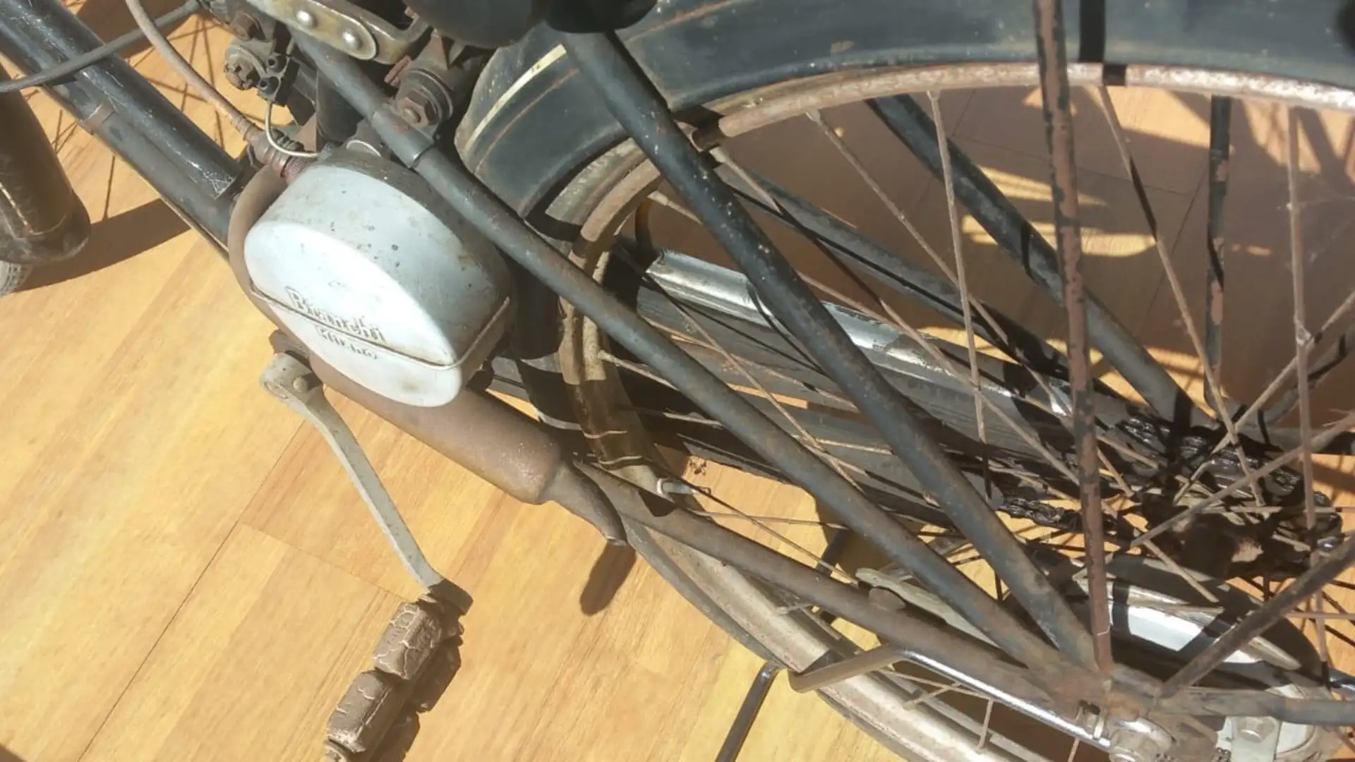 La rivoluzione di Bianchi nel campo delle due ruote a motore inizia nel 1902 