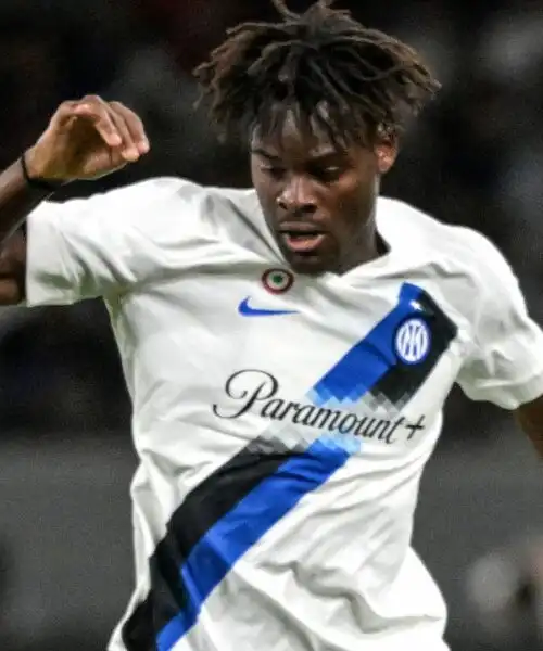 Yann Bisseck ha convinto l’Inter: pronto un aumento di ingaggio