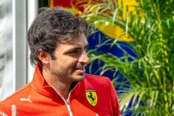 F1, Carlos Sainz manda un messaggio alla Ferrari dopo il terzo podio
