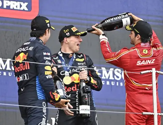Carlos Sainz in Red Bull? Le pretese di Sergio Perez lo possono agevolare