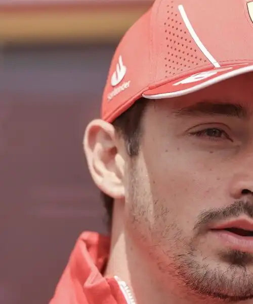 Ferrari, Charles Leclerc fa un’ammissione sulla vittoria a Melbourne di Carlos Sainz