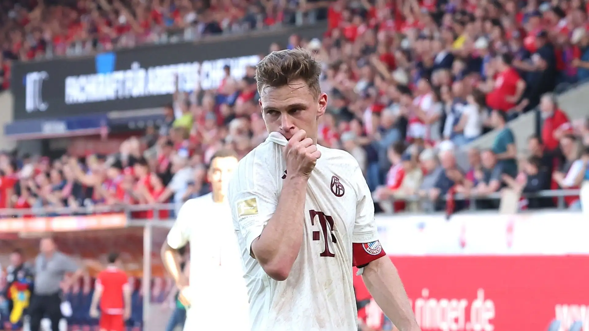 "Sembra che non ci sia più alcuna gerarchia, Tuchel ha distrutto Kimmich"