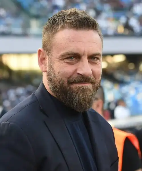 Daniele De Rossi sorride: recuperati due top per il Bayer Leverkusen