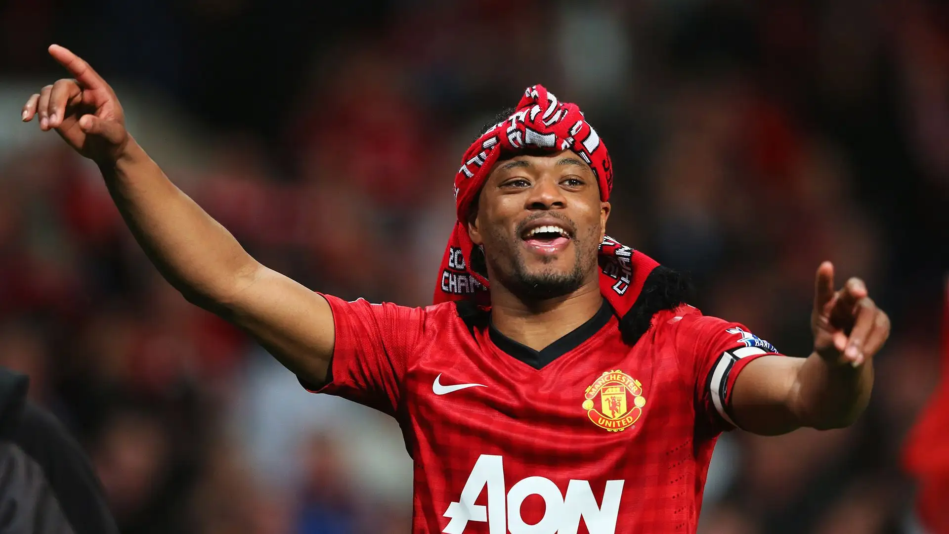 9- Patrice Evra (Manchester United): sempre preciso e puntuale, per anni bandiera del Manchester United
