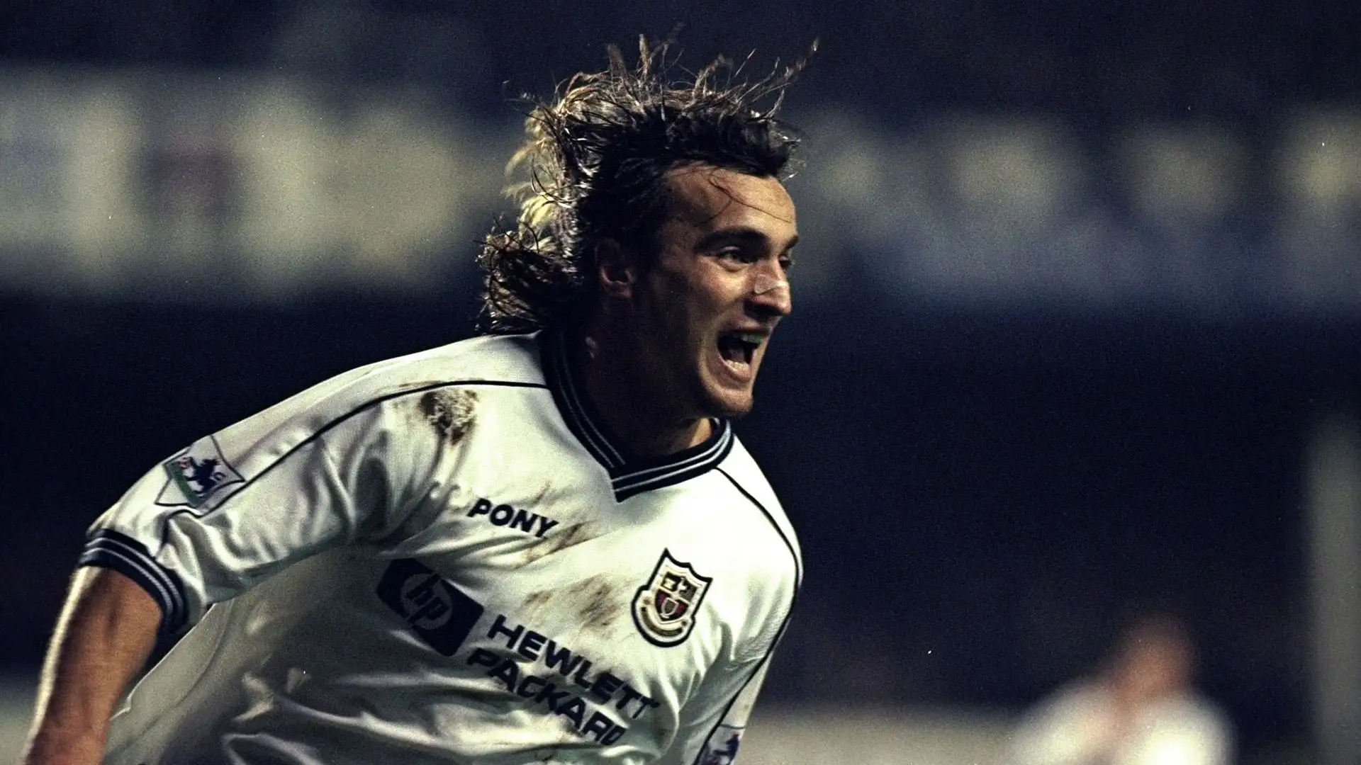 8- David Ginola (Newcastle, Tottenham, Aston Villa, Everton): imprendibile per i difensori, tra i più forti nel suo ruolo
