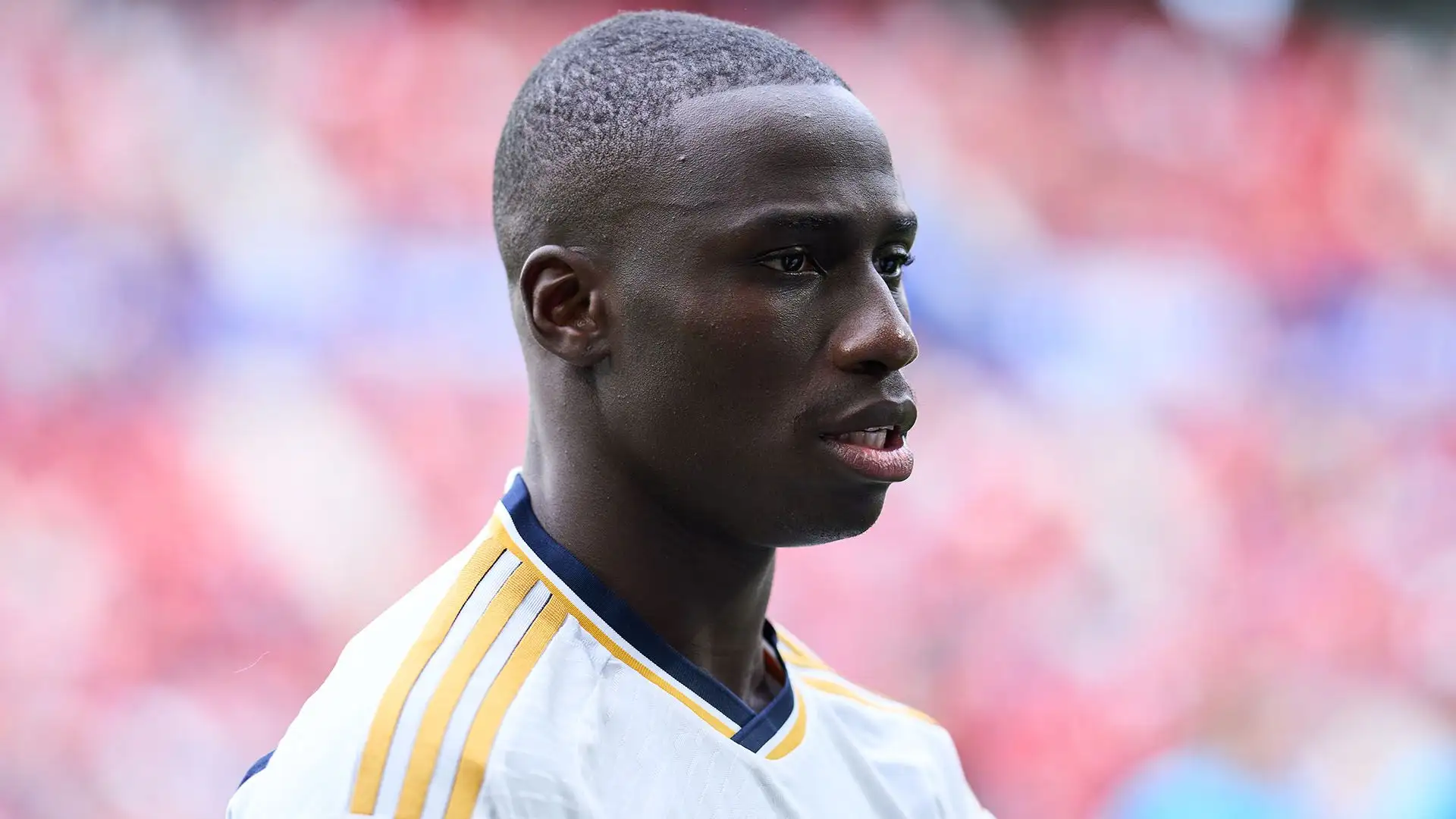 Secondo l'Equipe, il Bayern Monaco sarebbe interessato a Ferland Mendy