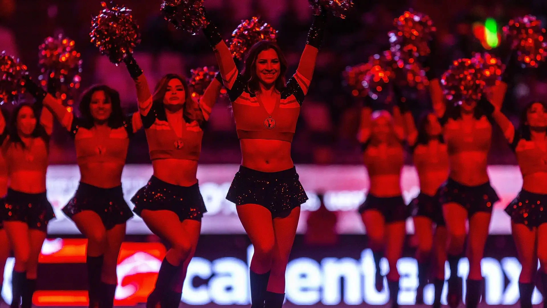 Ad allietare la giornata l'esibizione delle cheerleaders