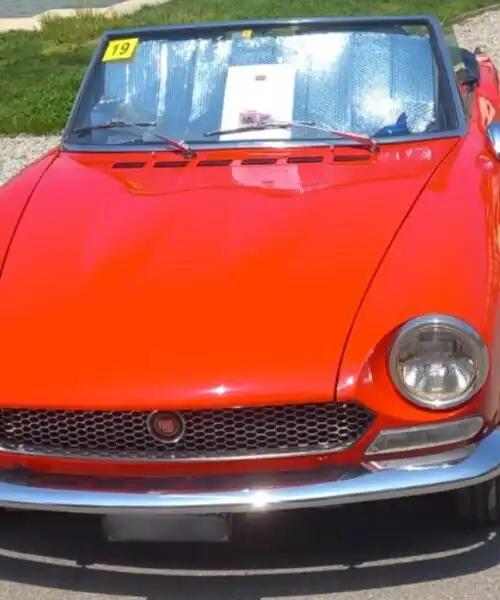 Fiat 124 Sport Spider: le foto di un’auto che ha fatto impazzire gli americani