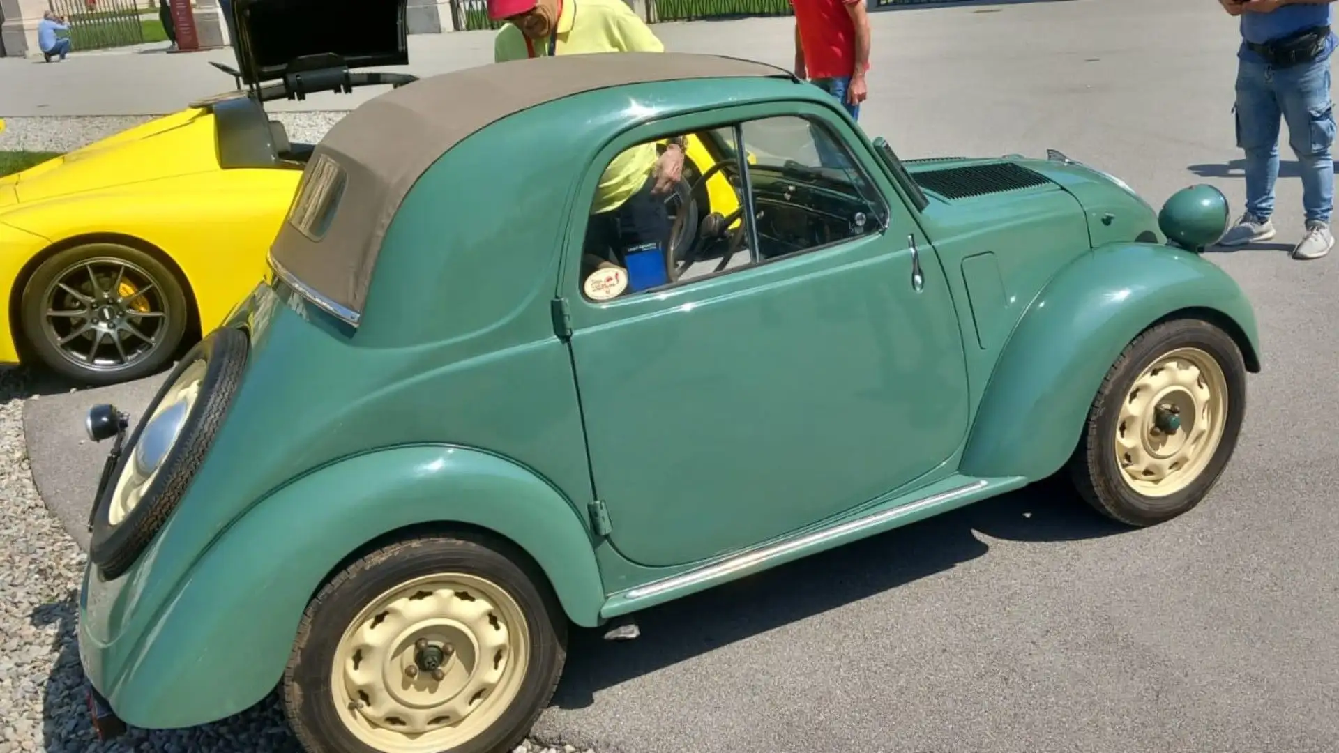 Il modello in foto è datato 1948
