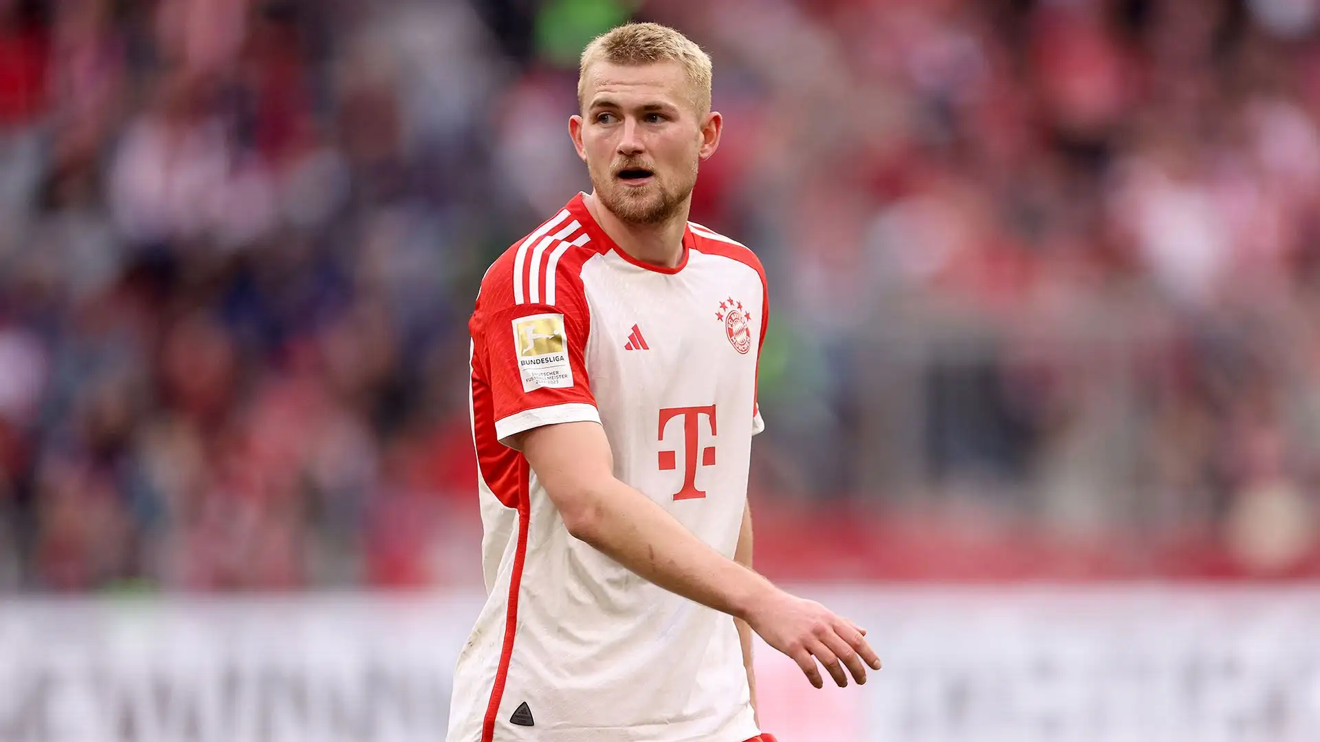 9- Lo stipendio di Matthijs De Ligt è di 16 milioni di euro a stagione
