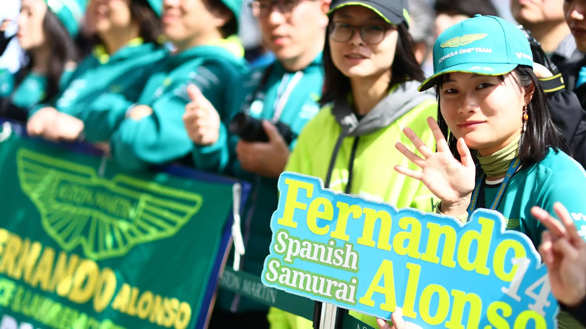 Non mancano mai i tifosi di Fernando Alonso