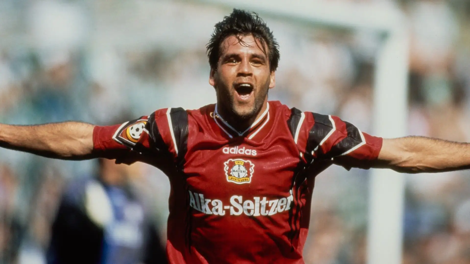 6- Primatista di reti con la maglia del Bayer Leverkusen nelle competizioni UEFA per club (35): Ulf Kirsten 
