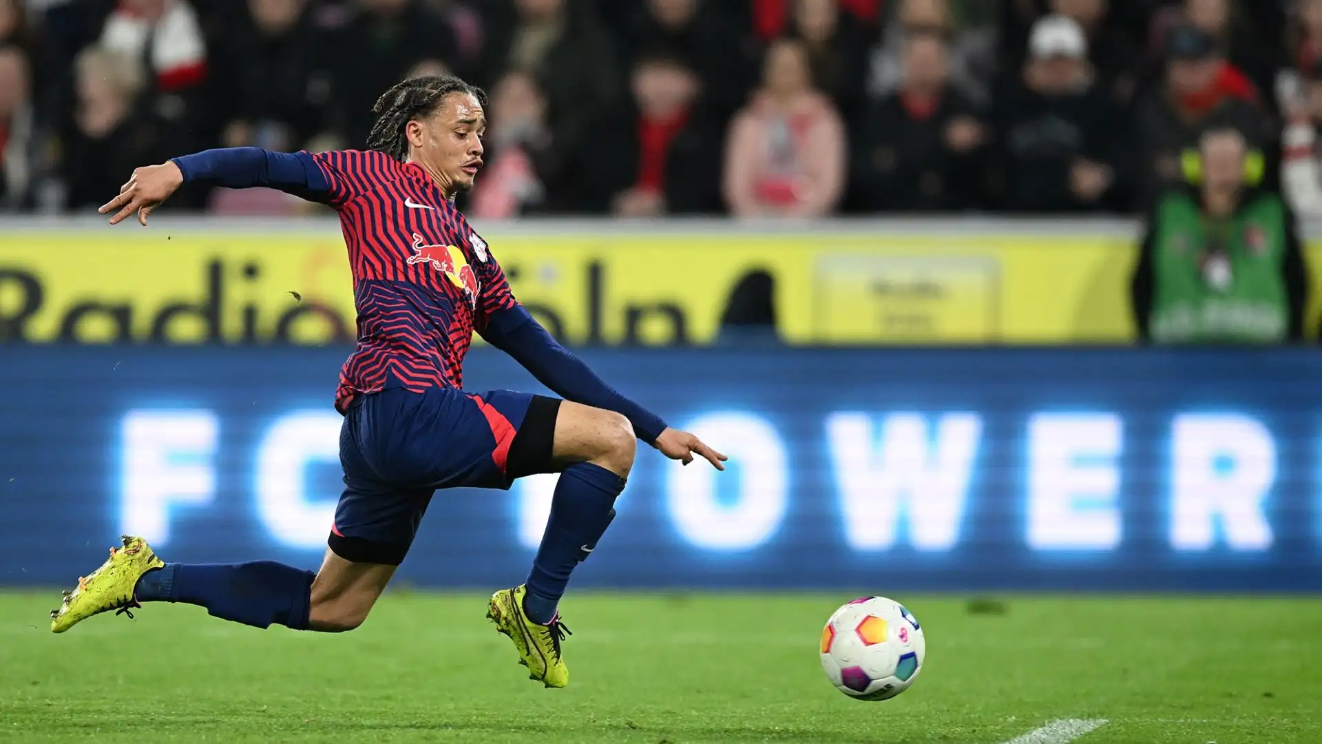 Luis Enrique è rimasto incantato dal centrocampista olandese, che ha segnato sette gol e realizzato undici assist in 26 partite di campionato
