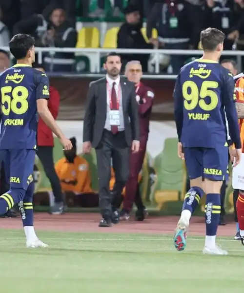 Incredibile in Turchia: Icardi segna e il Fenerbahce lascia il campo. Foto