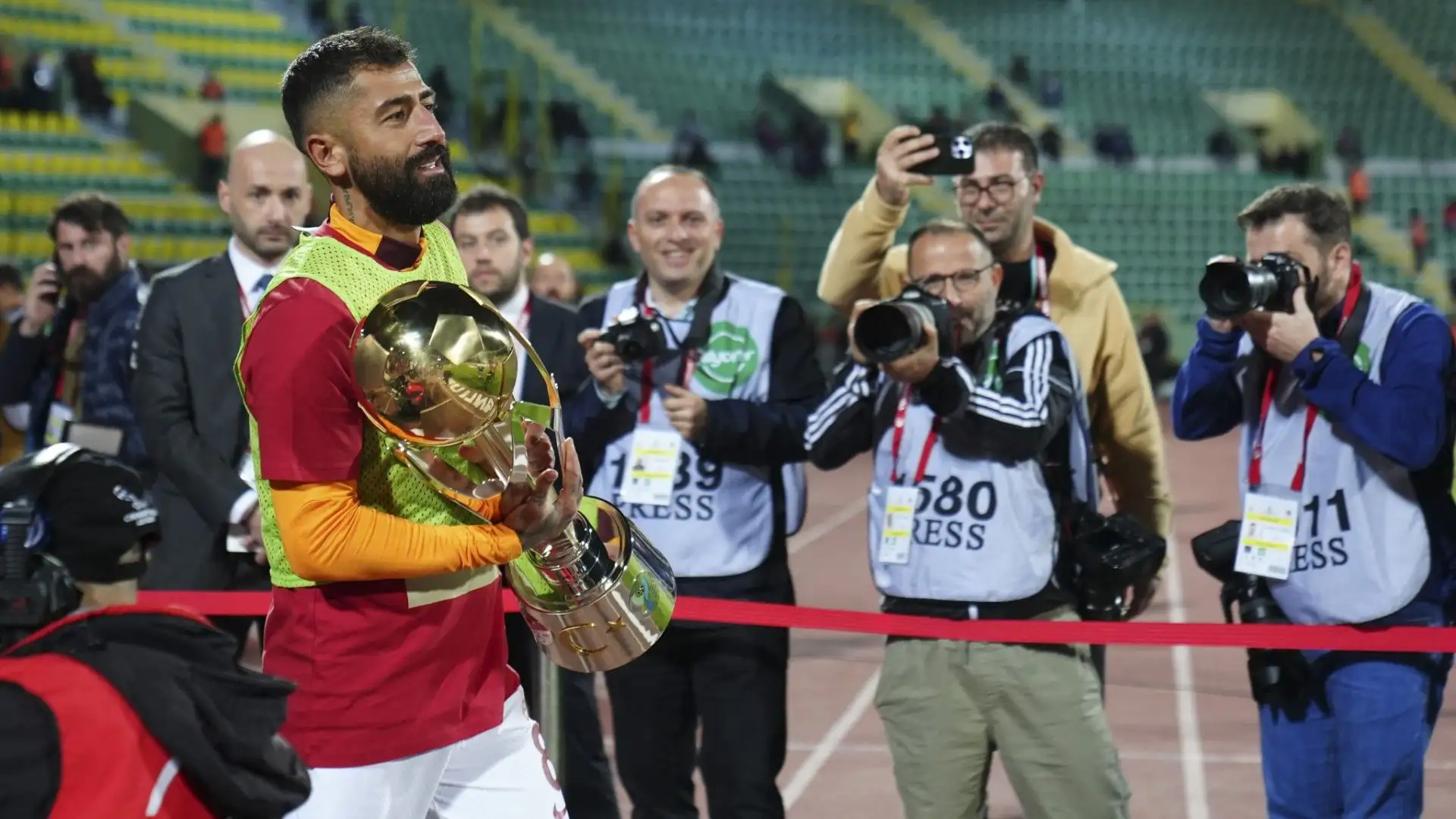 Il Galatasaray, dunque, ha vinto il trofeo e sui social si è proclamato campione
