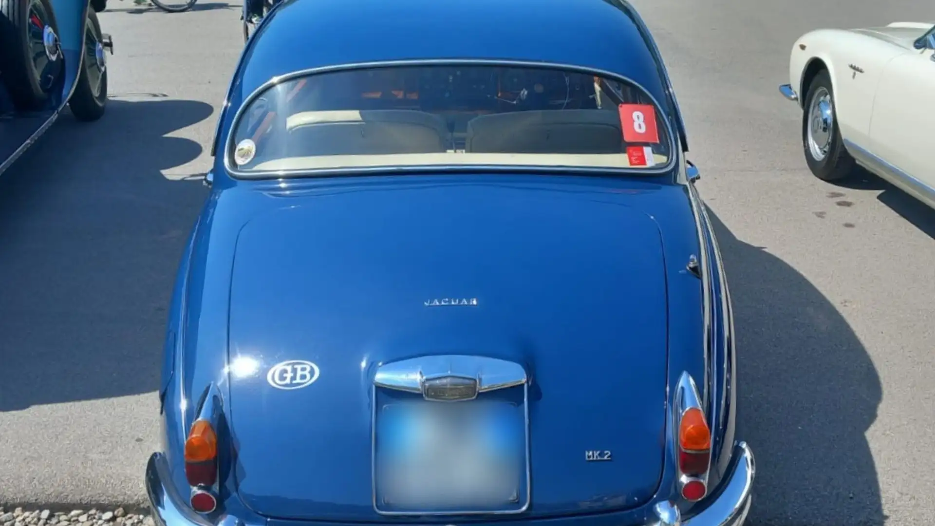 Era disponibile in 3 versioni: 120 CV, 210 CV e 220 CV
