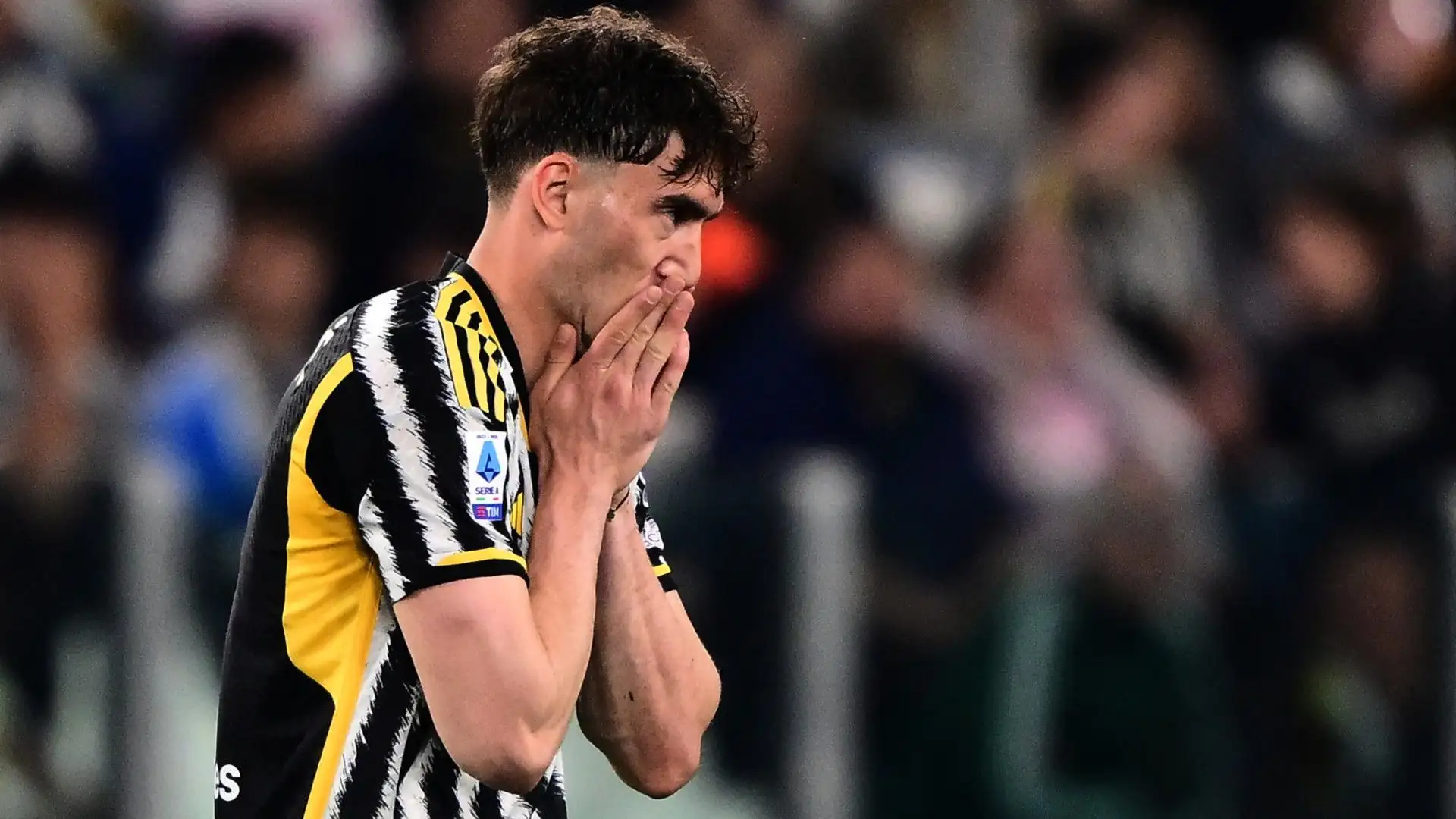 Vlahovic 6: un gol annullato e poco altro ma non è tutta colpa sua
