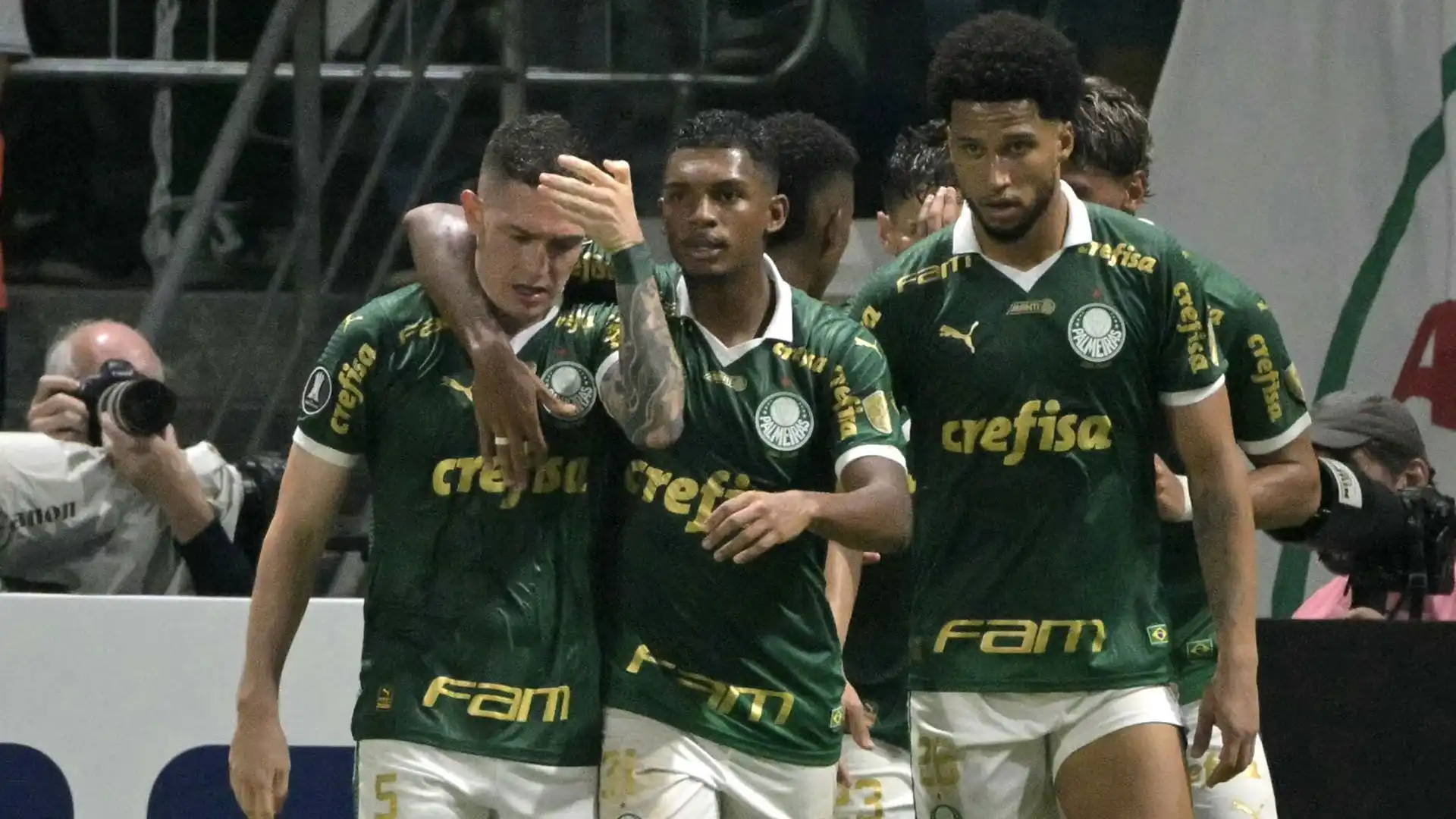Bayern Monaco: 55 milioni di euro per il gioiello brasiliano. Le foto

