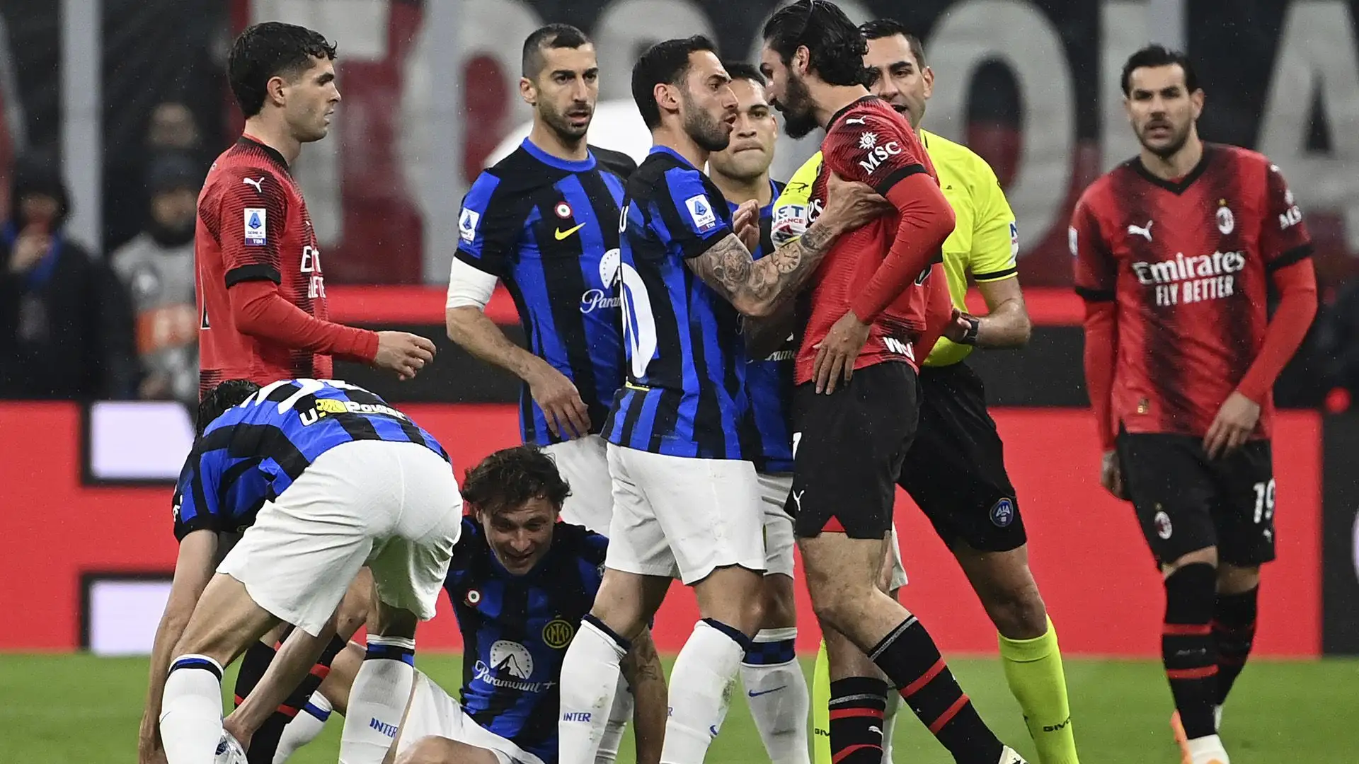 Allo scadere del match, sul risultato di 2-1 per i nerazzurri, il clima si è acceso di nuovo