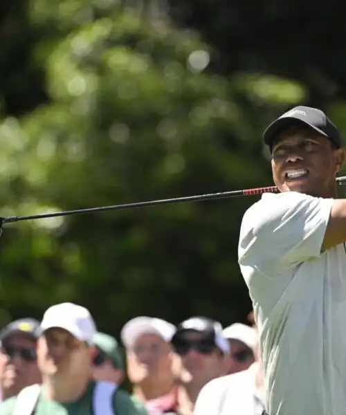 Masters, Tiger Woods fa la storia ma dalla parte sbagliata