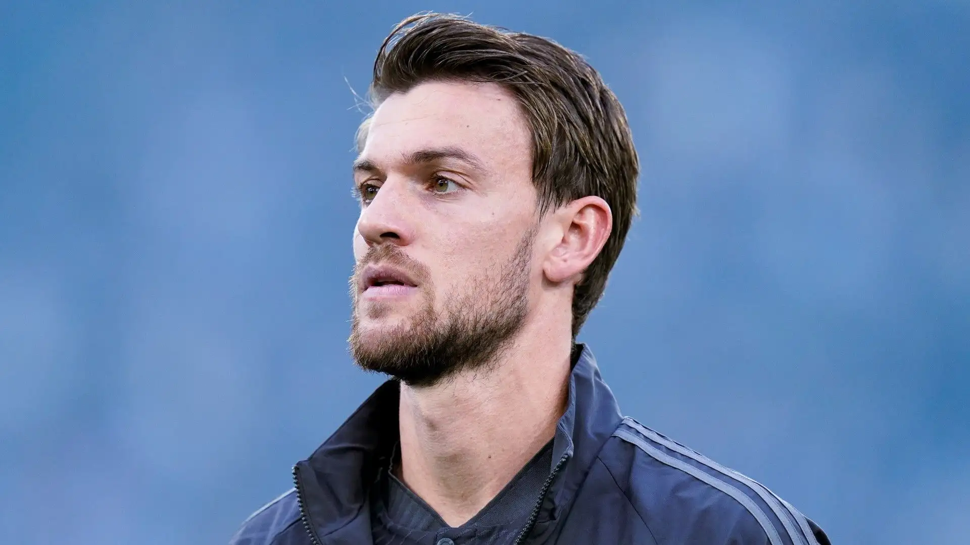 Il calciatore è fedele alla Juventus ma la possibilità di giocare con continuità nel Napoli potrebbe fargli cambiare idea
