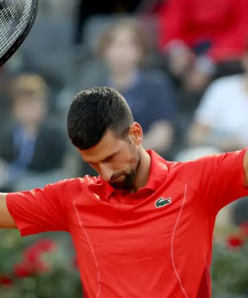 Novak Djokovic rompe il silenzio dopo la borraccia in testa a Roma