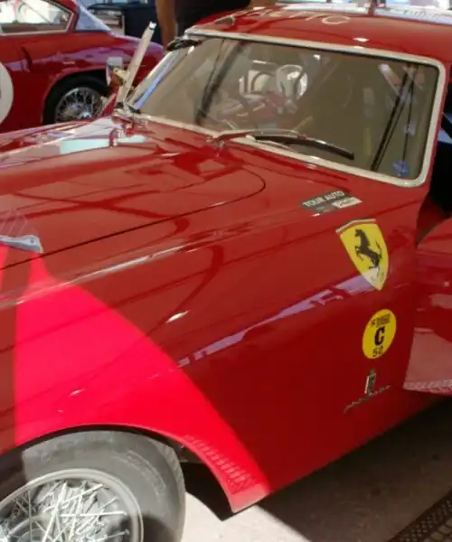 Ferrari 250 MM: le foto di una rarissima opera d’arte