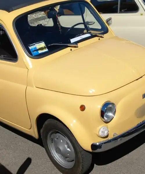 La Fiat 500 ispira sempre simpatia: le foto