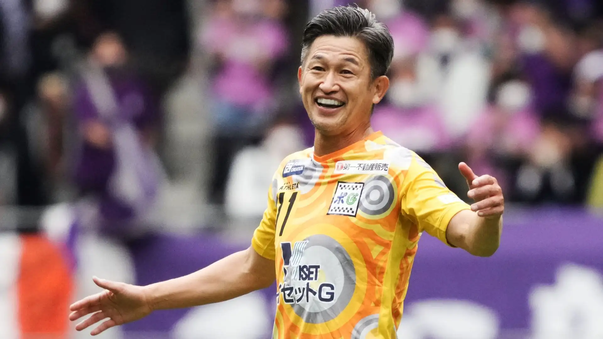 Kazuyoshi Miura (Attaccante): patrimonio netto stimato di 18 milioni di dollari. A 57 anni è il giocatore più anziano in attività nella storia del calcio