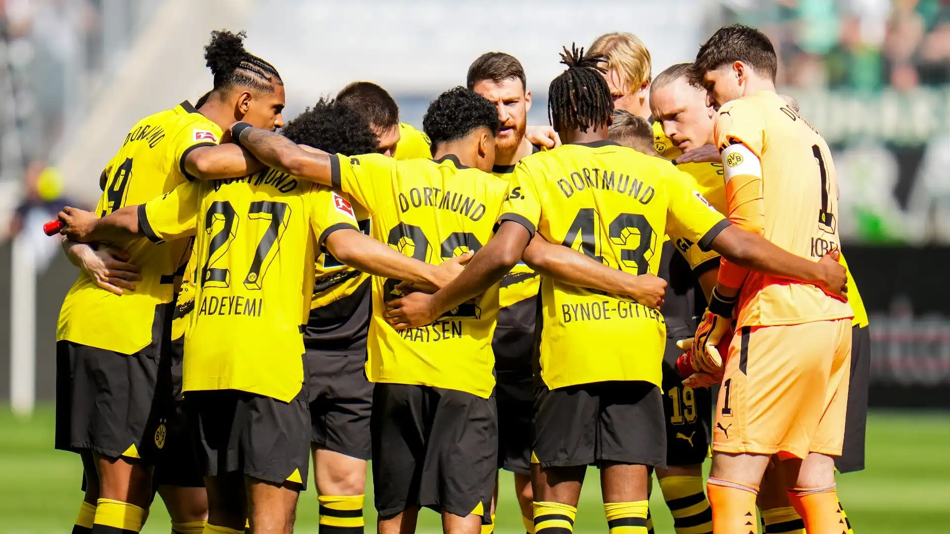 Il Liverpool di Arne Slot vuole il fuoriclasse del Borussia Dortmund: foto
