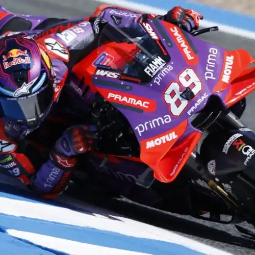 MotoGP, Le Mans: Jorge Martin da record nelle seconde libere davanti a Pecco Bagnaia