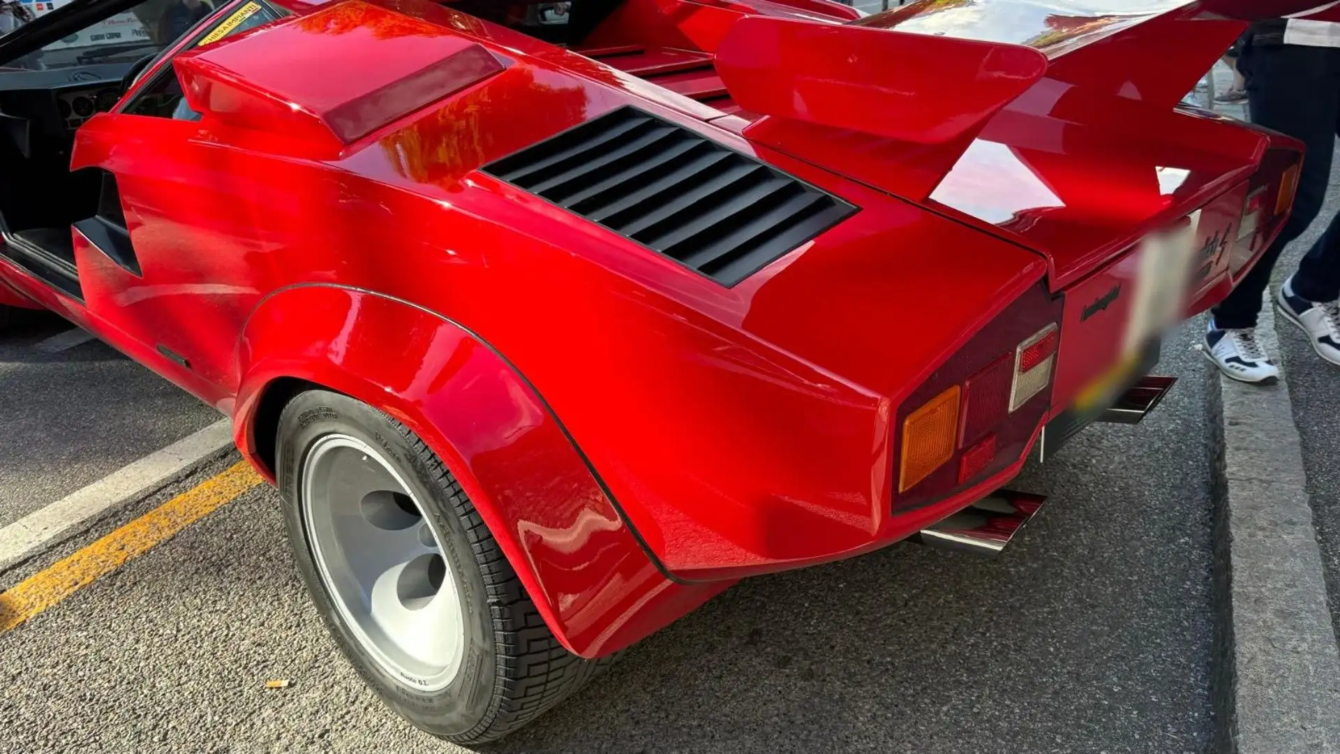 La LP5000S fu la prima Countach a essere dotata di accensione elettronica
