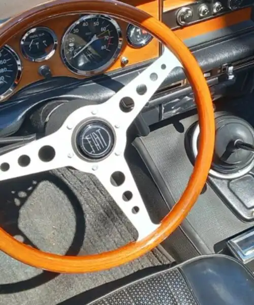 Le foto di una Fiat grintosa: la 124 Sport Spider